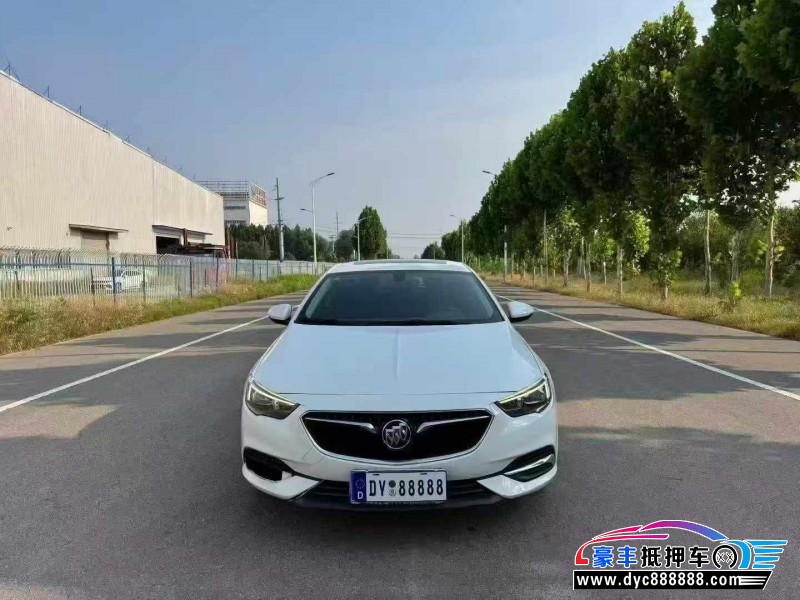 抵押车出售20年别克君威轿车