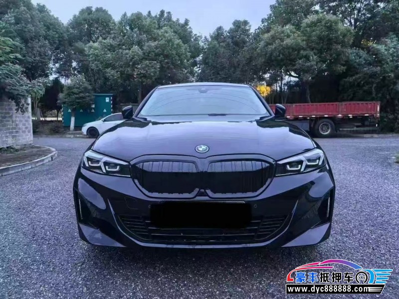 抵押车出售24年宝马i3轿车