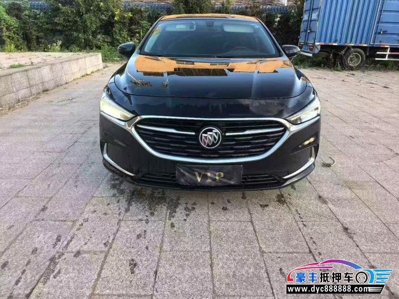 抵押车出售21年别克君越轿车