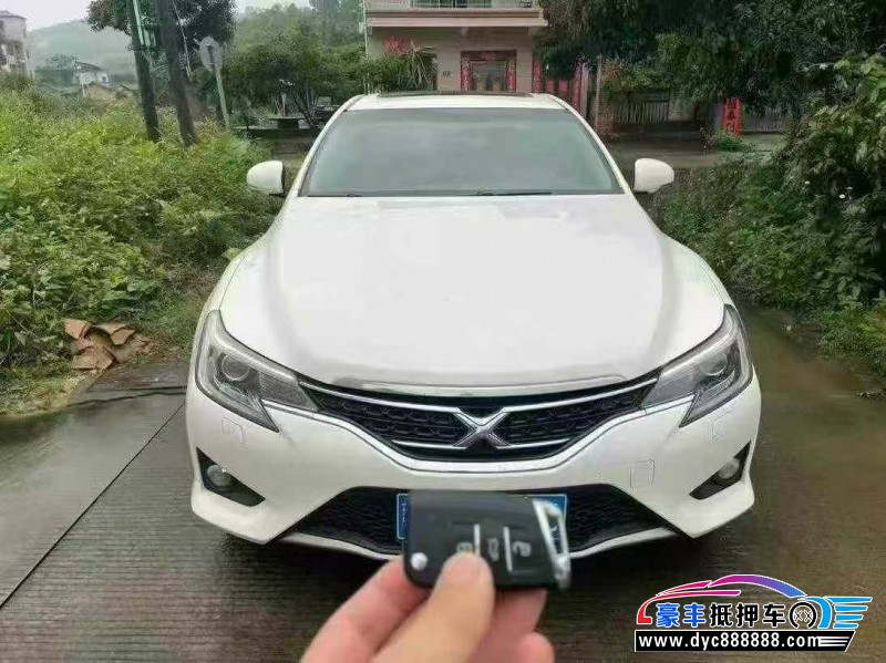 抵押车出售18年丰田锐志轿车