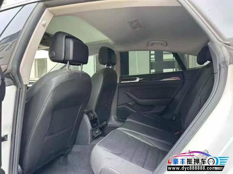 21年大众CC轿车抵押车出售
