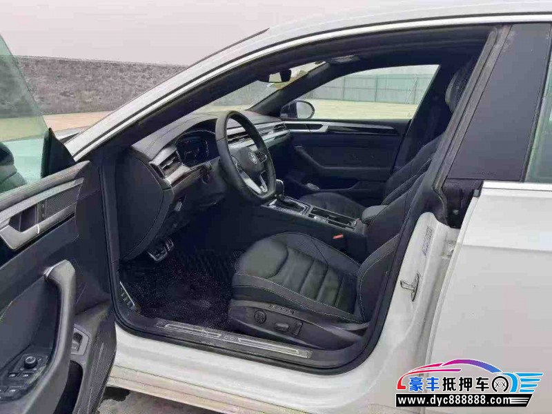 25年大众CC轿车抵押车出售