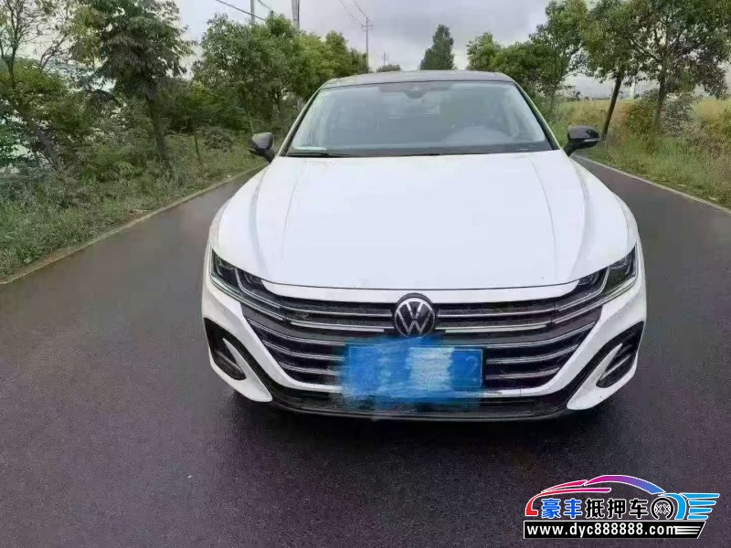 抵押车出售24年大众CC轿车