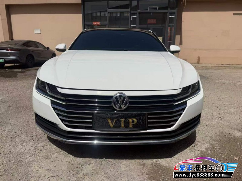 抵押车出售20年大众CC轿车