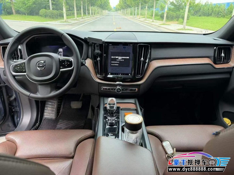 24年沃尔沃XC60轿车抵押车出售