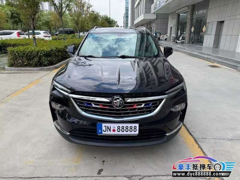 20年别克昂科旗轿车