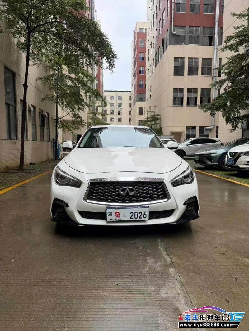 抵押车出售19年英菲尼迪Q50L轿车