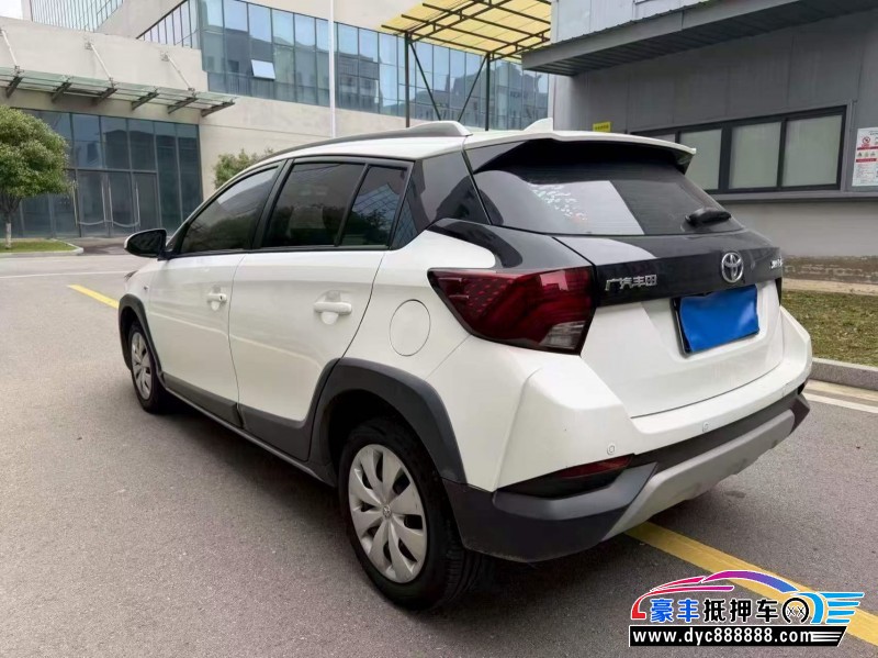 20年丰田YARiS L 致炫轿车抵押车出售