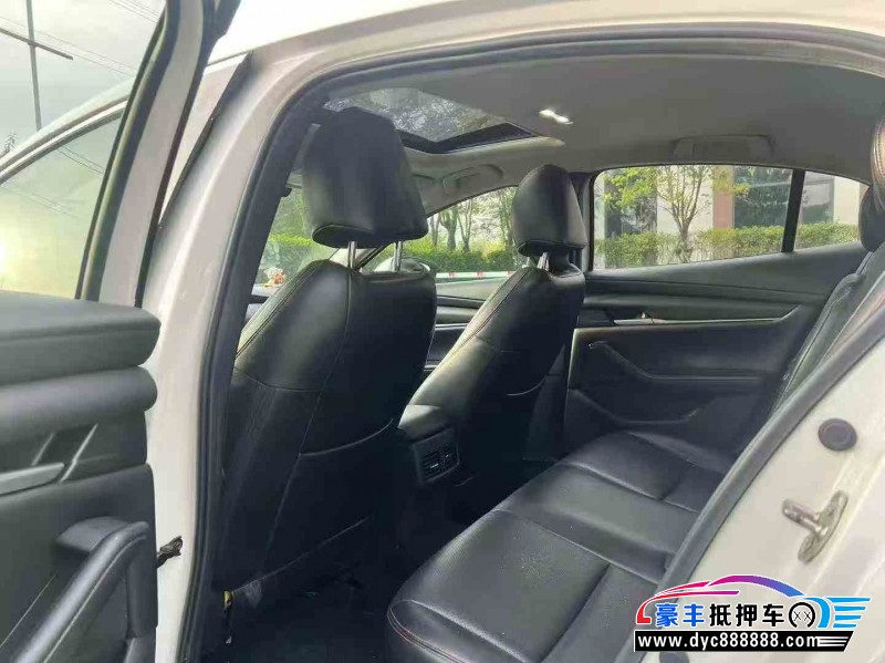 21年马自达昂克赛拉轿车抵押车出售