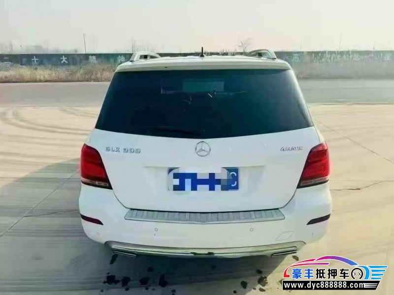 13年奔驰GLK轿车抵押车出售