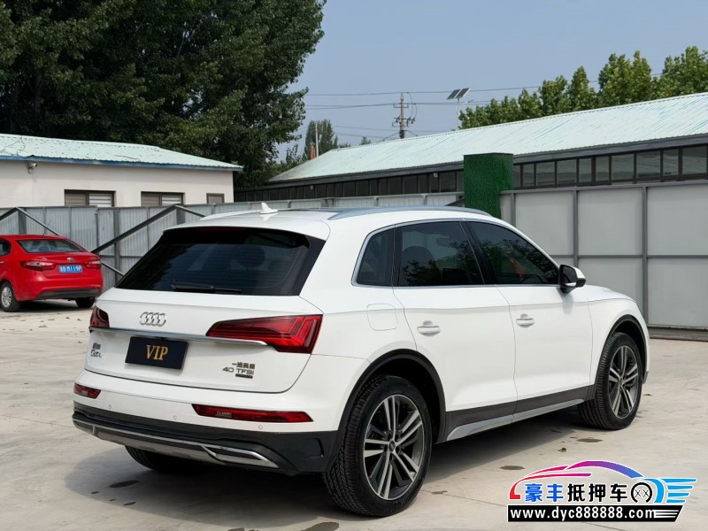 22年奥迪Q5轿车抵押车出售