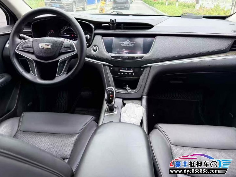 16年凯迪拉克XT5轿车抵押车出售