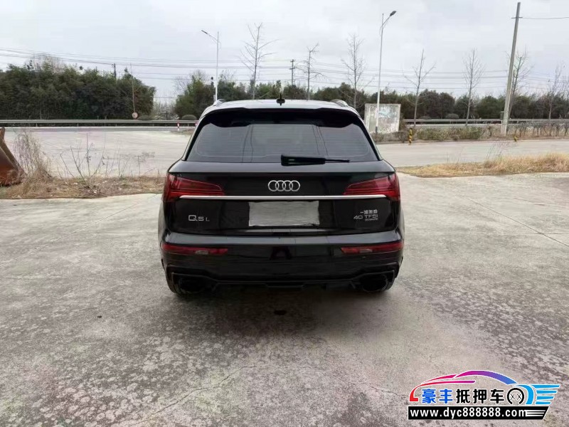 23年奥迪Q5轿车抵押车出售