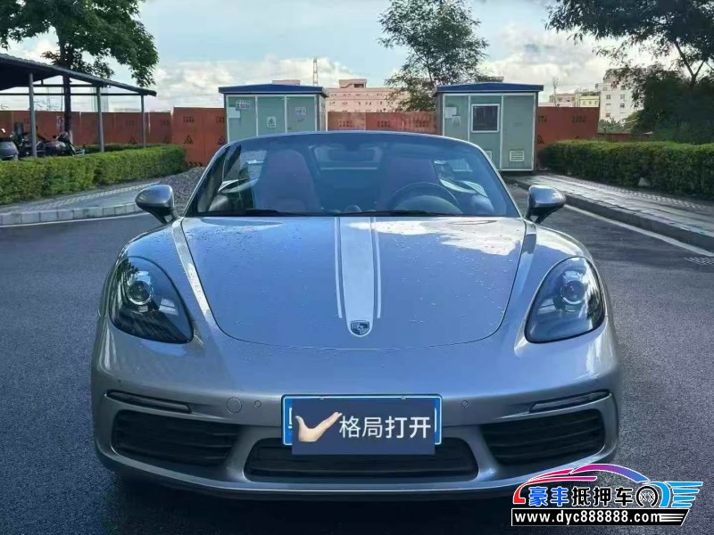 抵押车出售24年保时捷718轿车