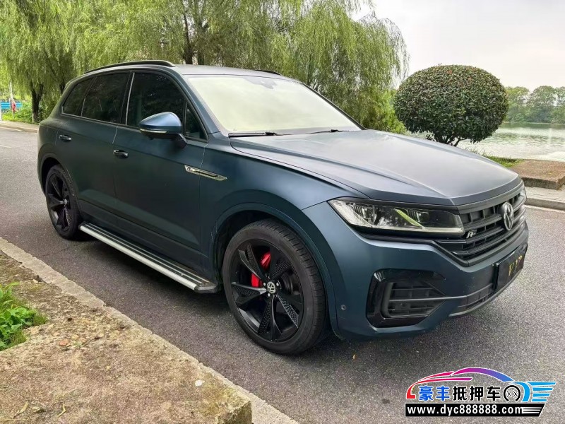 21年大众途锐轿车抵押车出售
