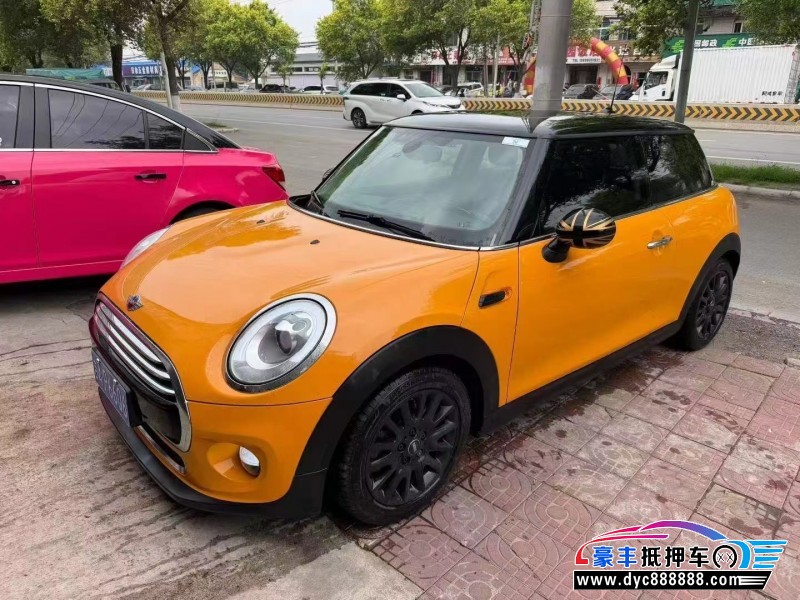 17年宝马MINI轿车抵押车出售