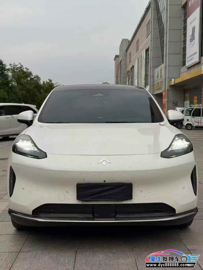 抵押车出售25年埃安昊铂轿车