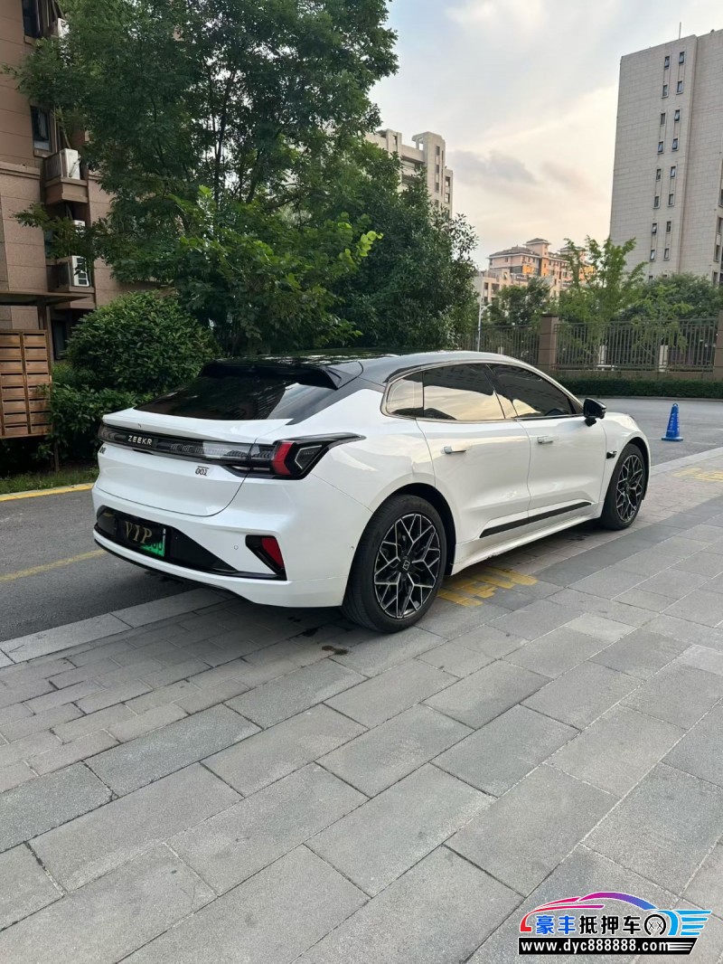 24年极氪001轿车抵押车出售