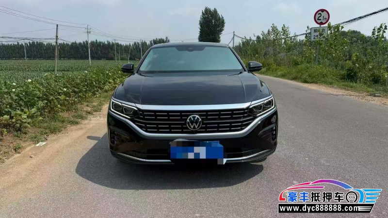 抵押车出售24年大众帕萨特轿车