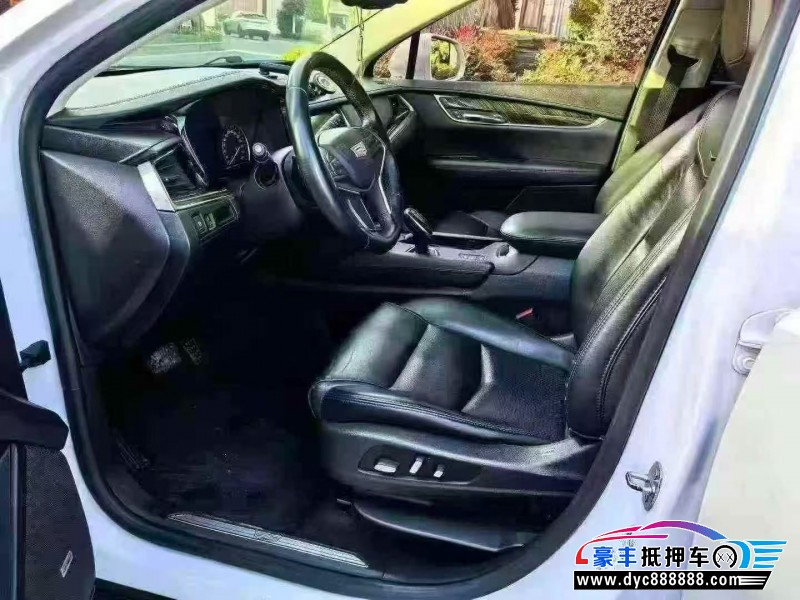 18年凯迪拉克XT5轿车抵押车出售