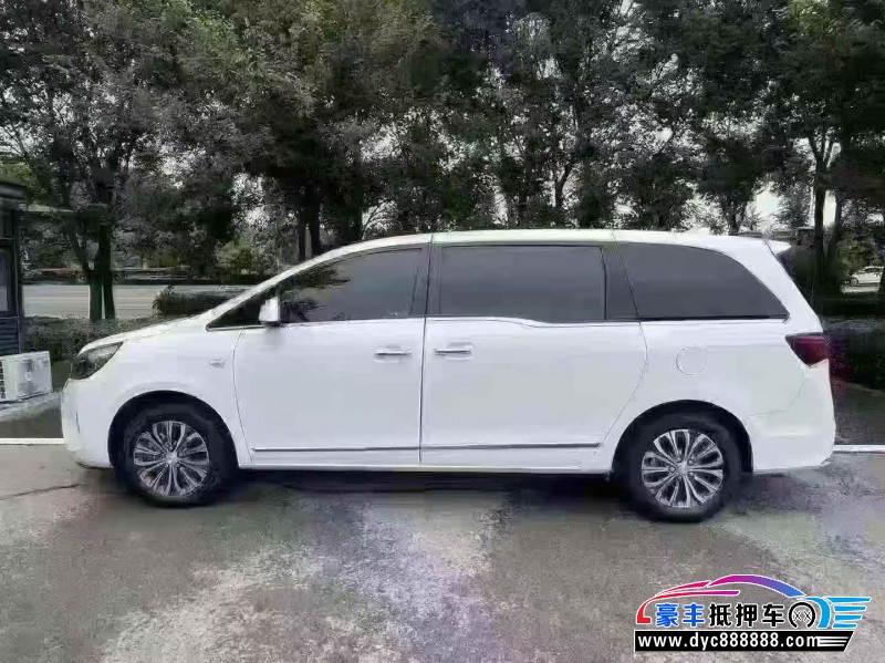 21年别克GL8轿车抵押车出售