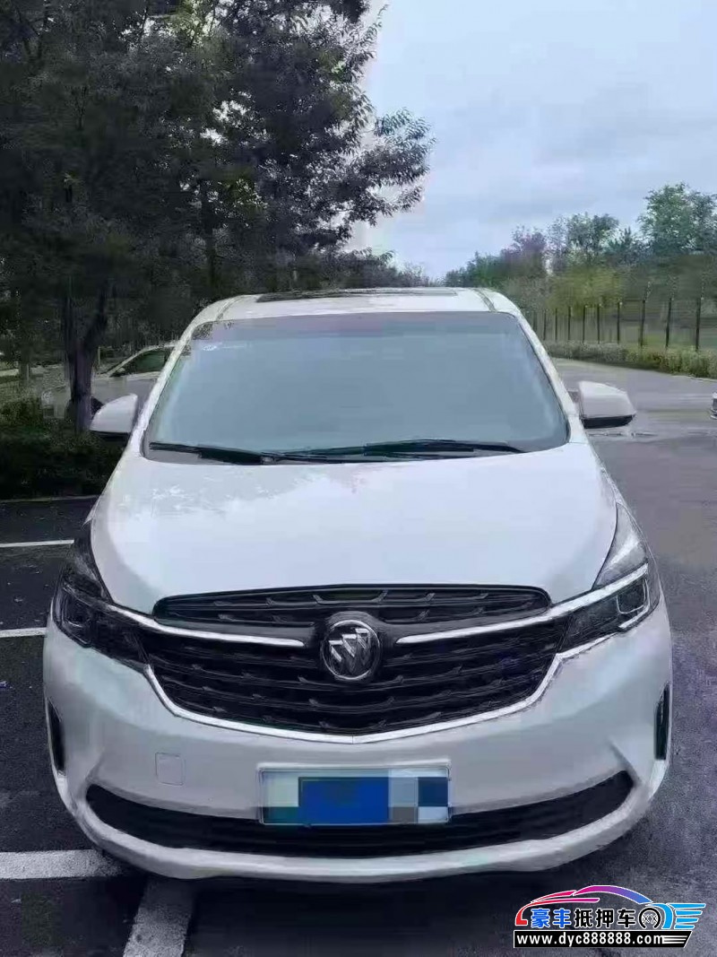 抵押车出售21年别克GL8轿车
