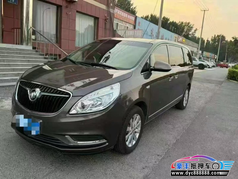 抵押车出售18年别克GL8轿车