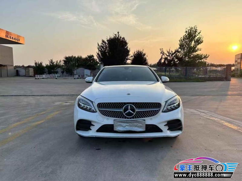 20年奔驰C轿车抵押车出售