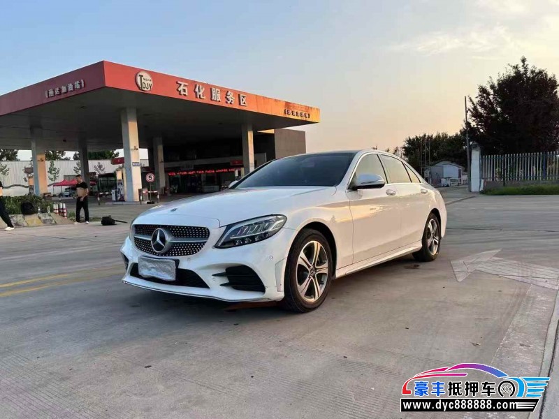 20年奔驰C轿车抵押车出售