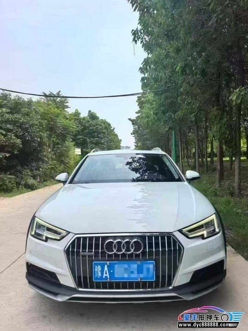抵押车出售19年奥迪A4L轿车