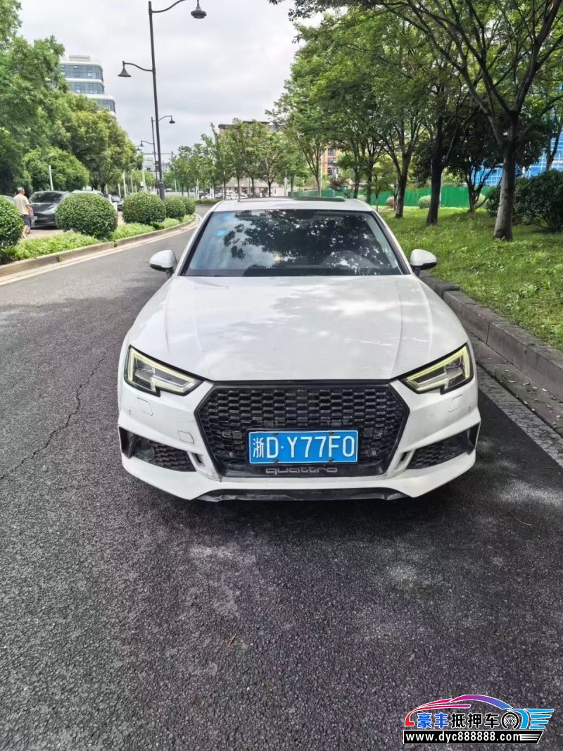抵押车出售19年奥迪A4L轿车