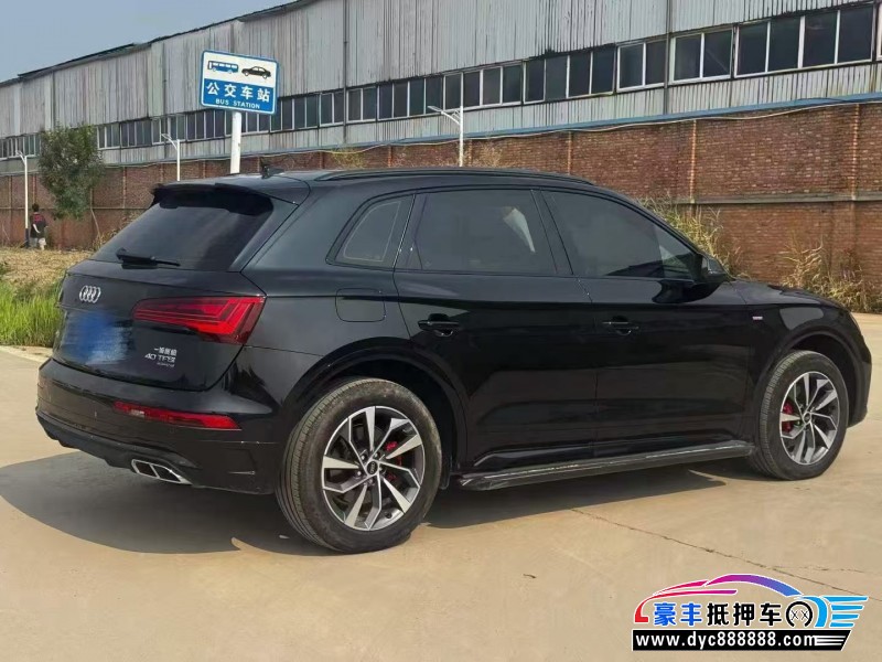 24年奥迪Q5轿车抵押车出售