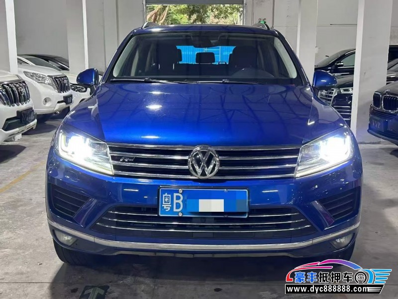 抵押车出售17年大众途锐轿车