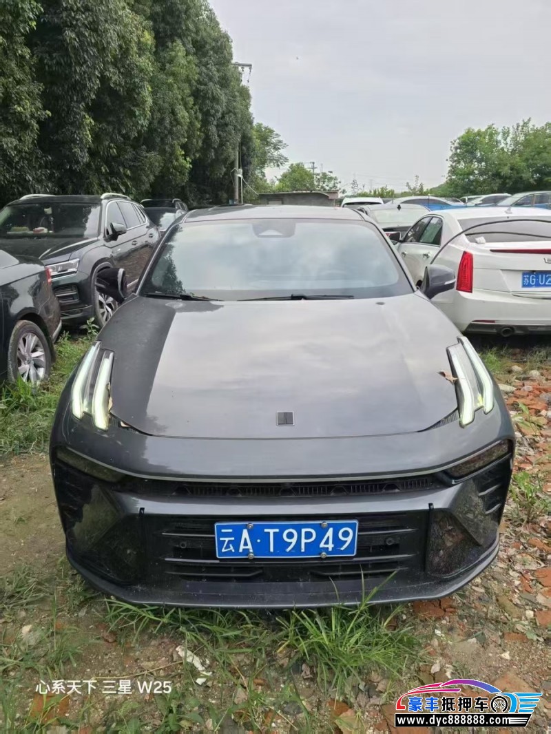 抵押车出售25年领克03轿车