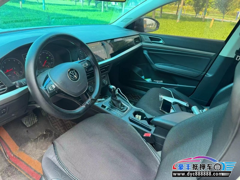 21年大众朗逸轿车抵押车出售