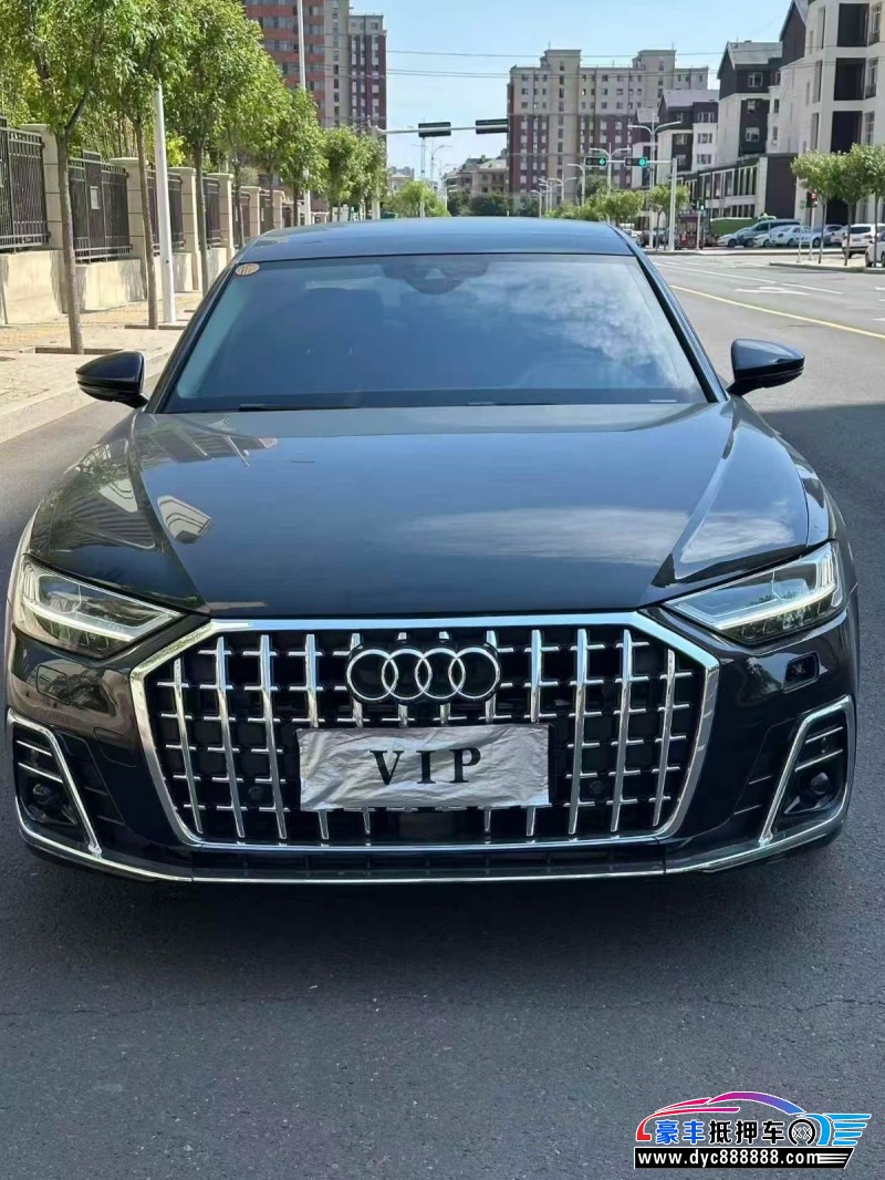 抵押车出售19年奥迪A8L轿车