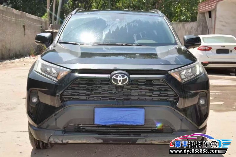 抵押车出售26年丰田RAV4轿车
