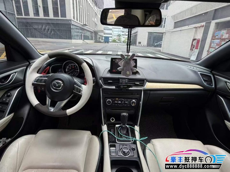 16年马自达CX-4轿车抵押车出售