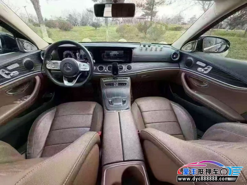 20年奔驰E轿车抵押车出售