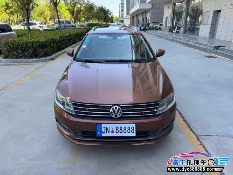 抵押车出售16年大众朗行轿车