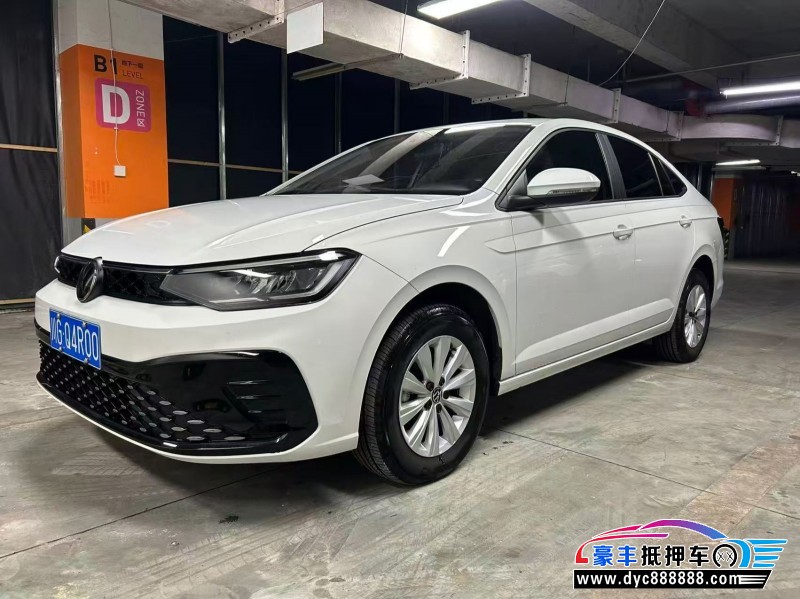 25年大众朗逸轿车抵押车出售