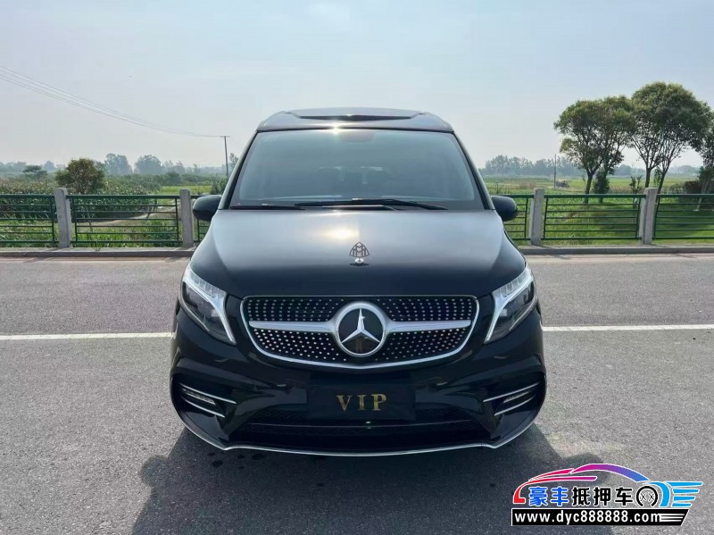 22年奔驰V轿车抵押车出售
