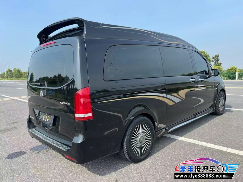 22年奔驰V轿车抵押车出售