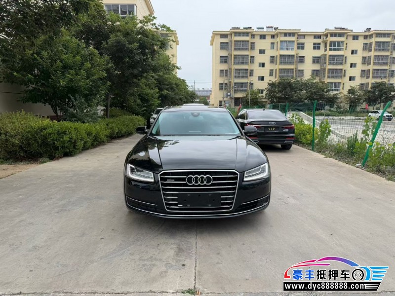 抵押车出售16年奥迪A8L轿车