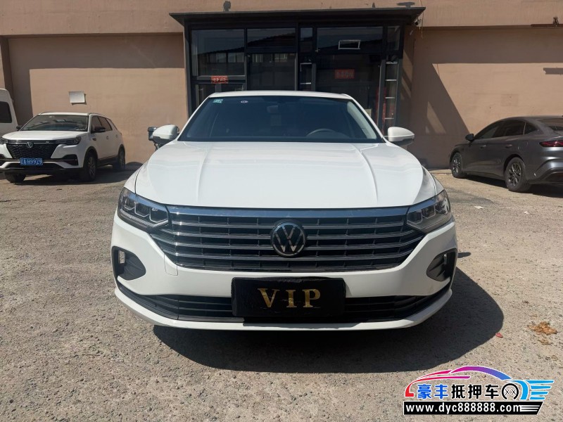 抵押车出售22年大众朗逸轿车