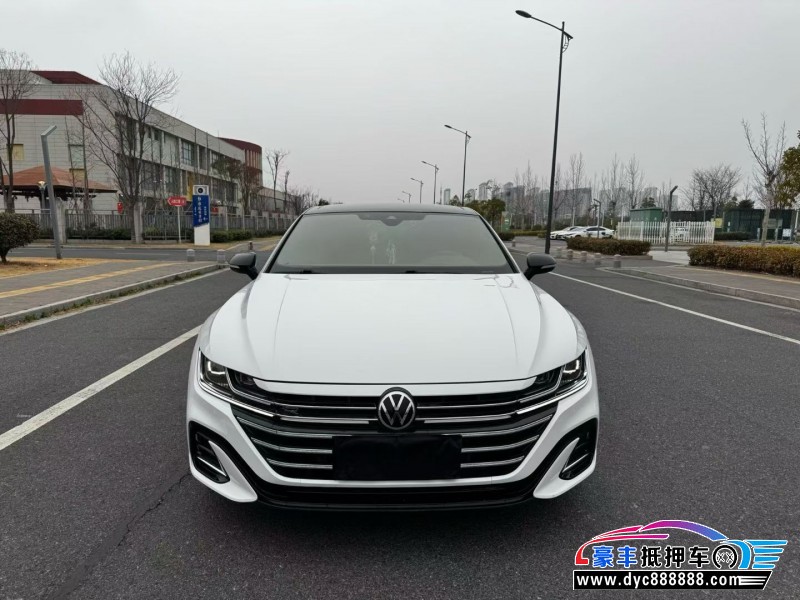 抵押车出售21年大众CC轿车