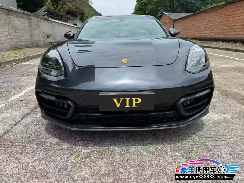 抵押车出售23年保时捷帕纳梅拉轿车