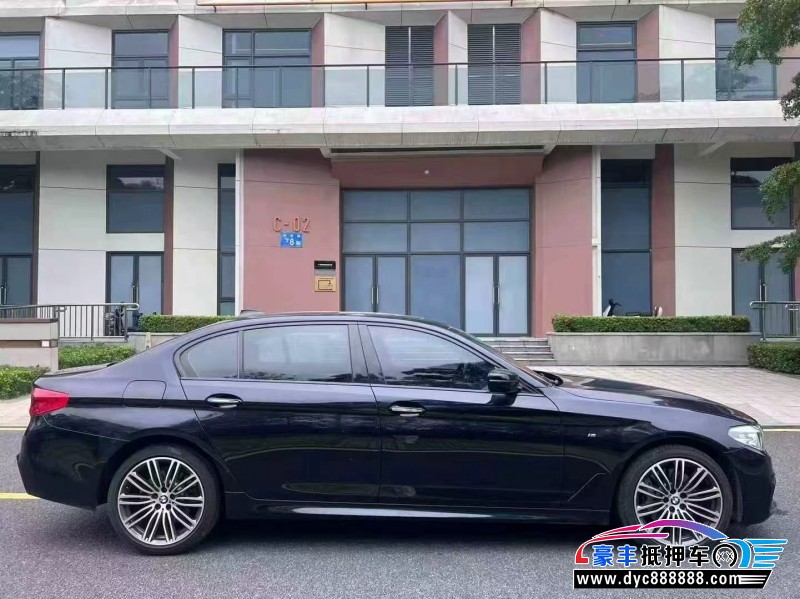 18年宝马5系轿车抵押车出售