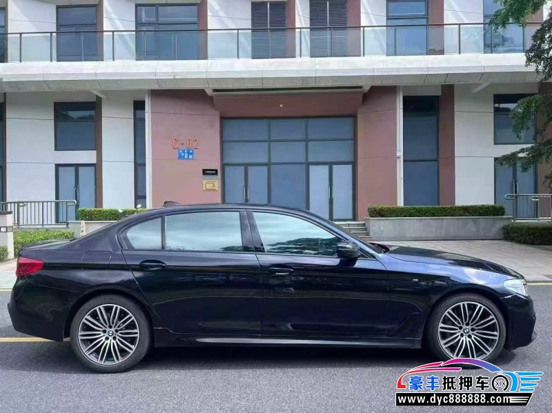 19年宝马5系轿车抵押车出售