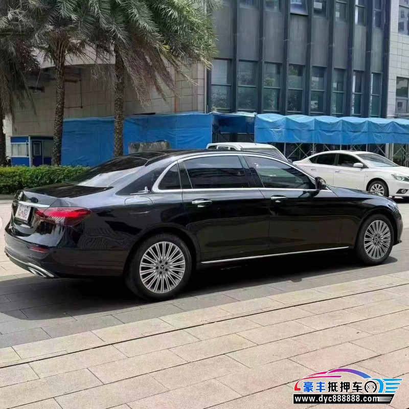 22年奔驰E轿车抵押车出售